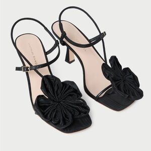 LOEFFLER RANDALL
Frank Black Moiré Flower Sandal
$375 women size 9.5 NEW